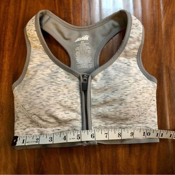 Women's Medium Support Seamless Zip-Front Sports Bra - Picture 2 of 7